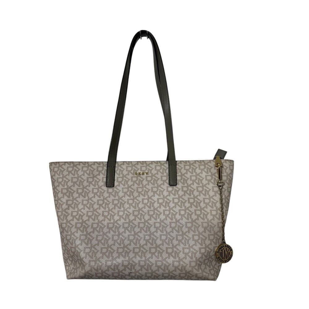 Signature DKNY, Ivory Grey Medium Tote Keychain